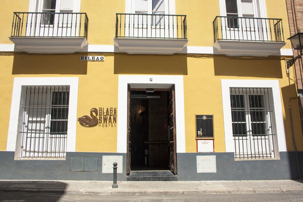 Black Swan Hostel Sevilla Eksteriør bilde